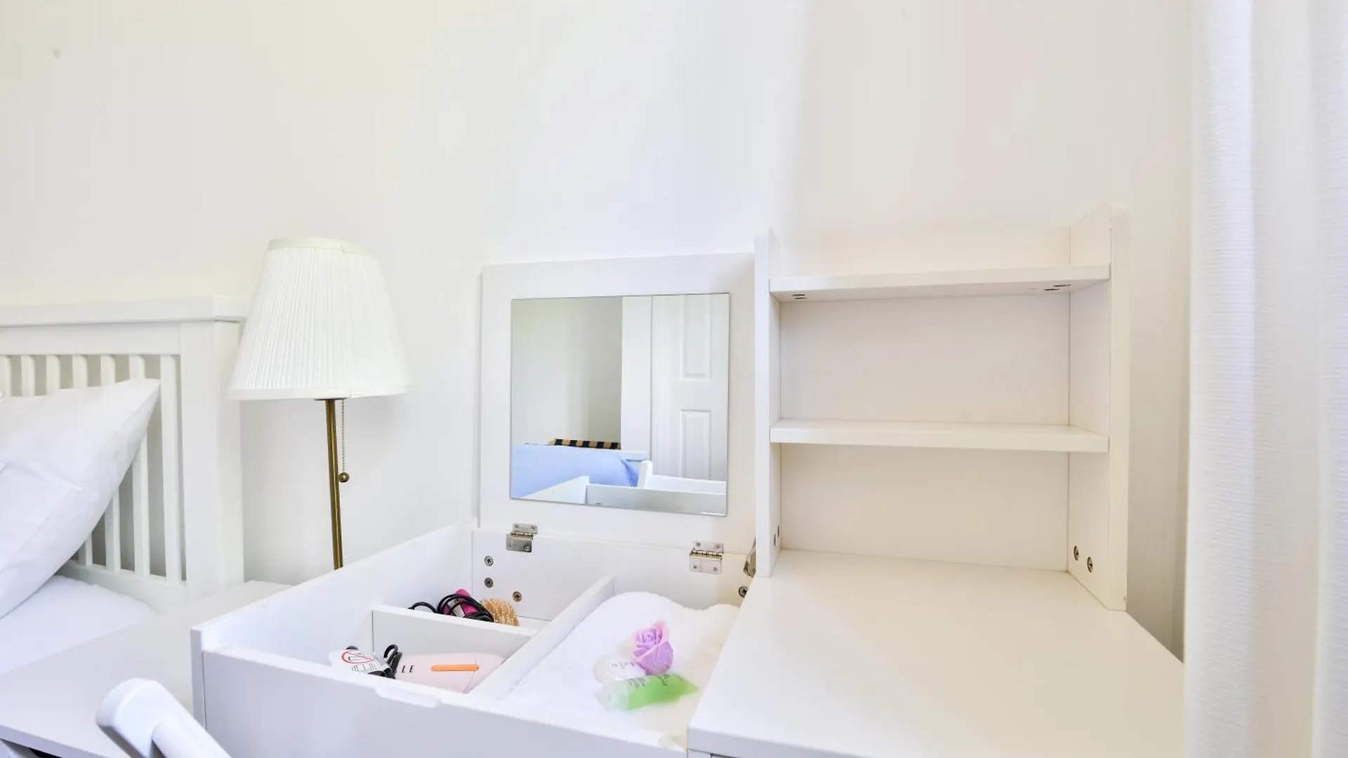 Homely 5 Bed House - 15 Mins To Cardiff City 펜션